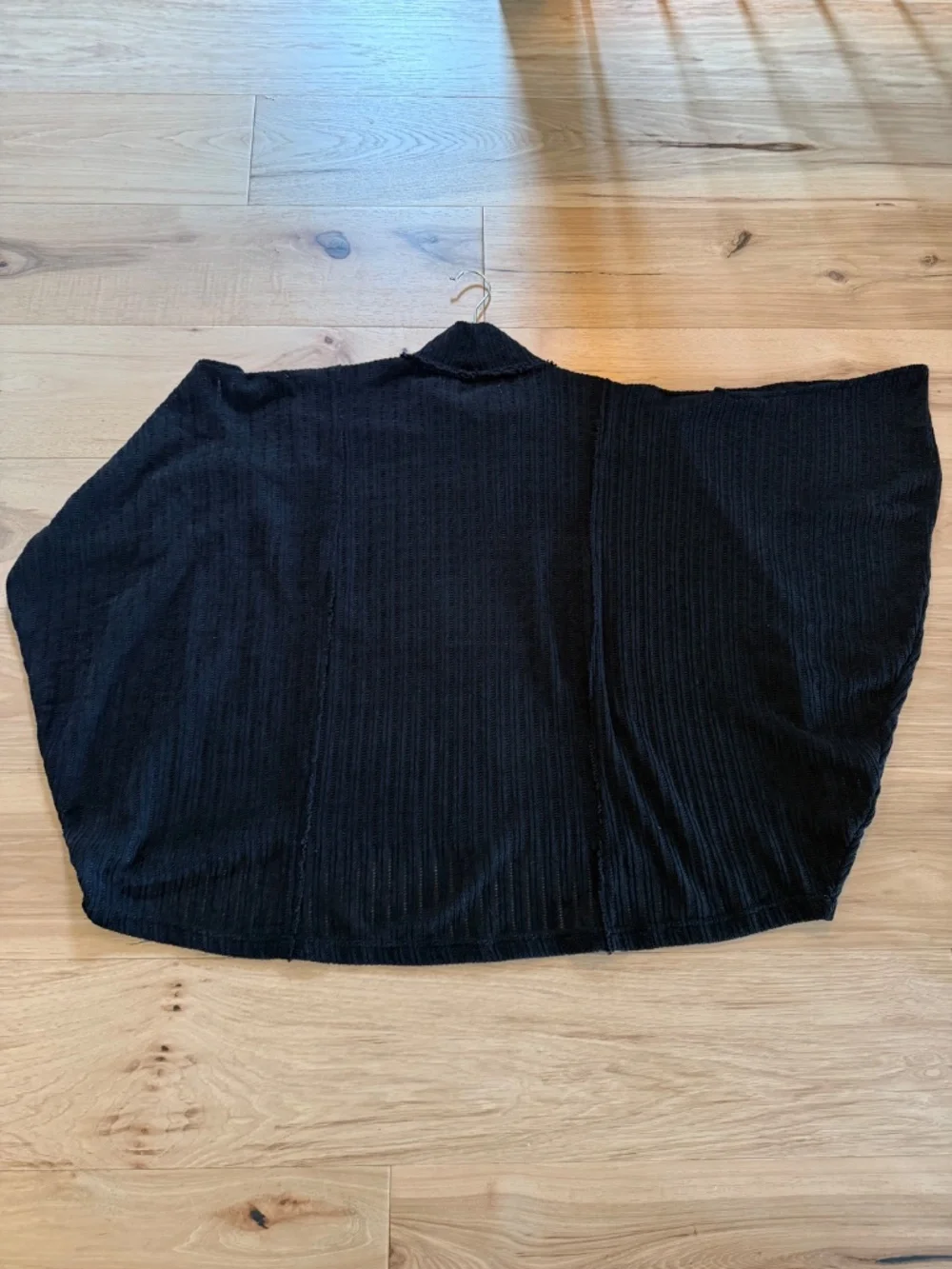 Sweater - Picture 3 of 3